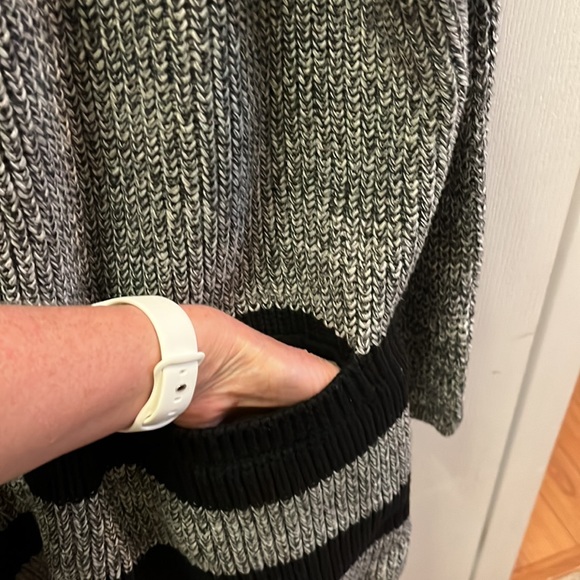 Victoria’s Secret dress long sleeve sweater, hoodie, dress with pockets - Picture 4 of 7